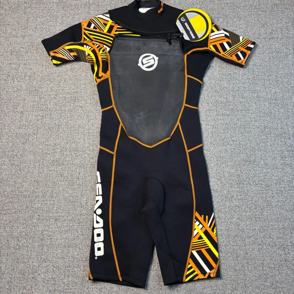 Sea-Doo Wetsuit Mens Medium Black Orange Vibe Shorty 2mm 4-Way Flex Front Zip